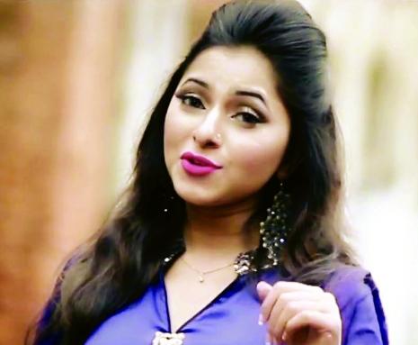 ‘কাঁটা’ চলচ্চিত্রে লিজা