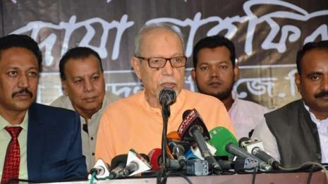 সুষ্ঠু নির্বাচন অনুষ্ঠানে ইসির সাহসী পদক্ষেপ চাই: বি চৌধুরী